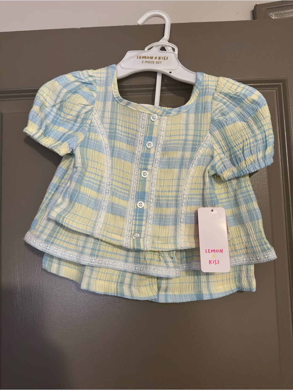 Marshalls Yellow & Light Blue Plaid Puff Sleeve Blouse
